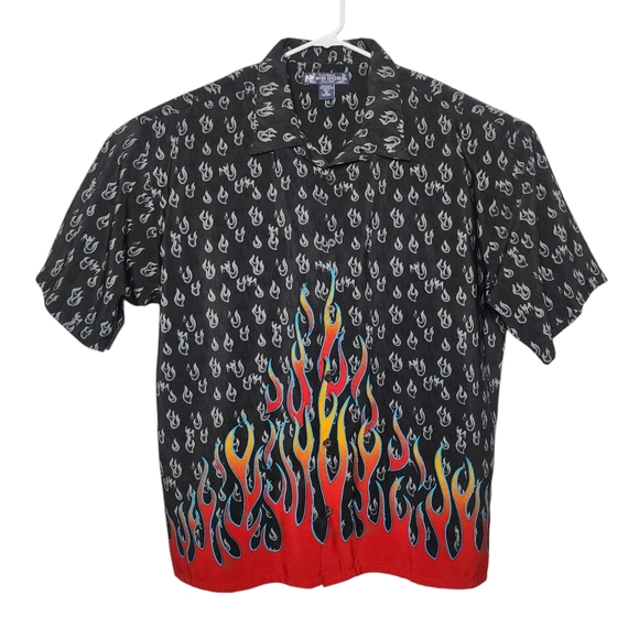 Big Dogs All Over Flames Button Up Shirt Hawaiian Camp - Men's 2XL - Picture 1 of 3